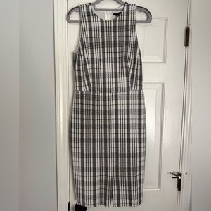 NWOT Ann Taylor Petite Black and White Plaid Sheath Dress SZ 8P